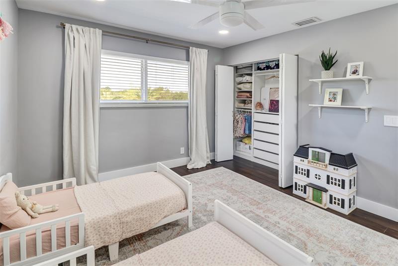 Image 31 of 46 For 7110 44th Lane