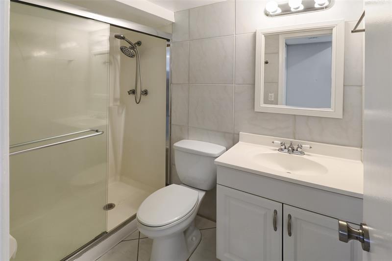Image 8 of 23 For 1785 Andrews Sq  308e