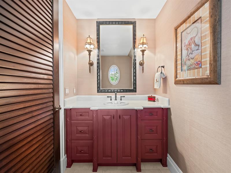 Image 21 of 77 For 2898 26th St