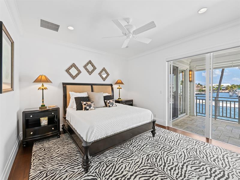 Image 46 of 77 For 2898 26th St