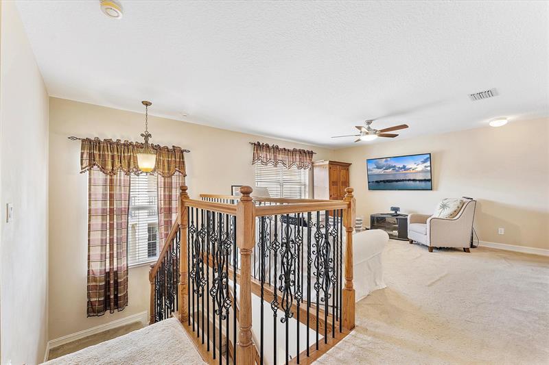 Image 19 of 45 For 8111 Emerald Winds Cir