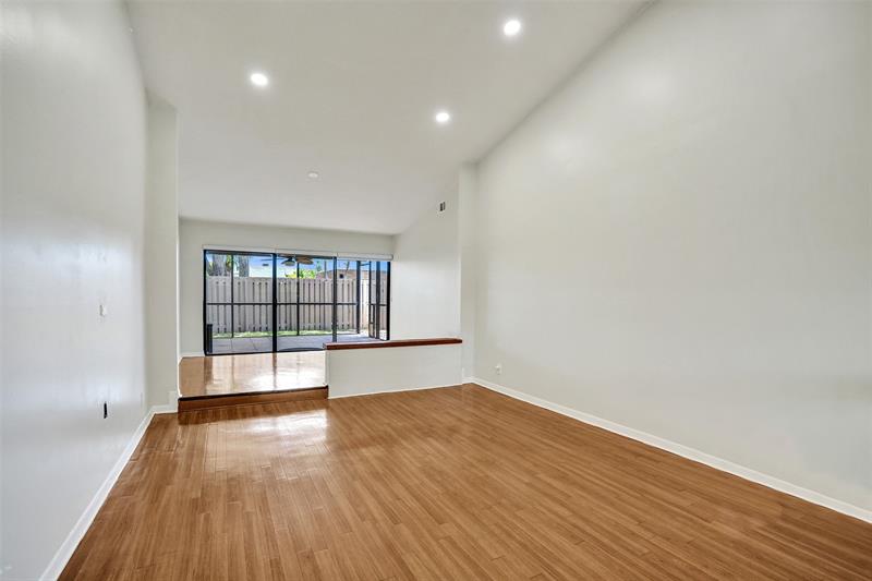 Image 11 of 39 For 7503 26th Ct  2
