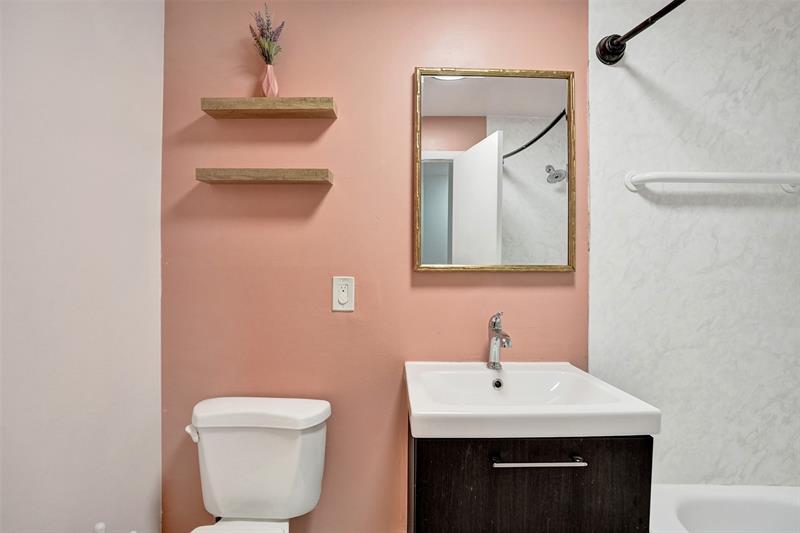 Image 15 of 39 For 7503 26th Ct  2
