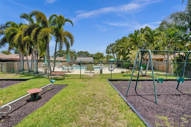 Image 35 of 39 For 7503 26th Ct  2
