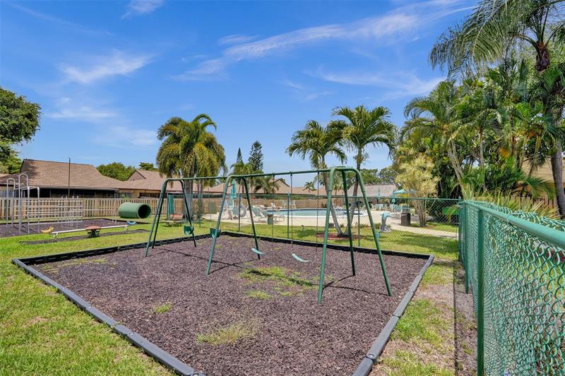 Image 36 of 39 For 7503 26th Ct  2