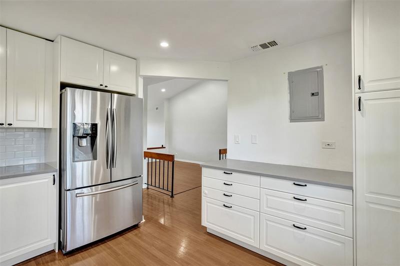 Image 7 of 39 For 7503 26th Ct  2