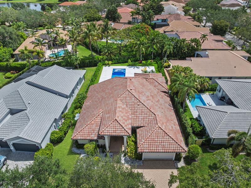 Image 4 of 54 For 2904 Oakbrook Dr