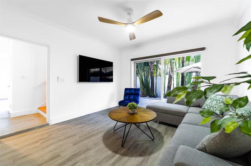 Image 11 of 29 For 2617 13th Ct