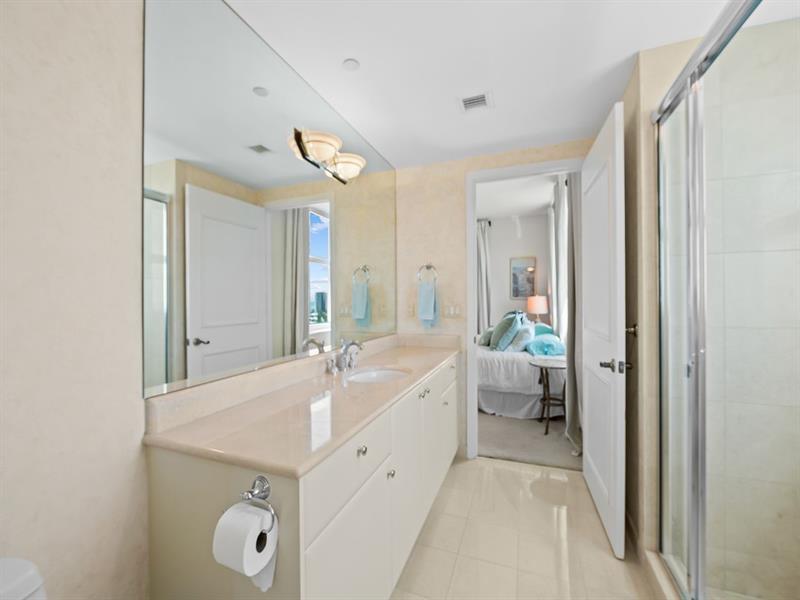 Image 22 of 37 For 2110 Ocean Blvd  21b