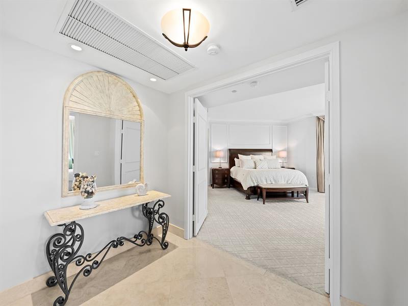 Image 25 of 37 For 2110 Ocean Blvd  21b