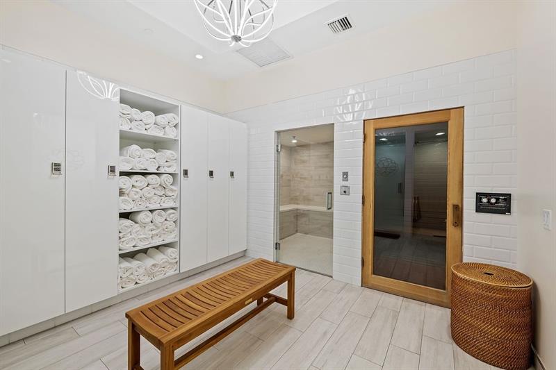 Image 32 of 37 For 2110 Ocean Blvd  21b