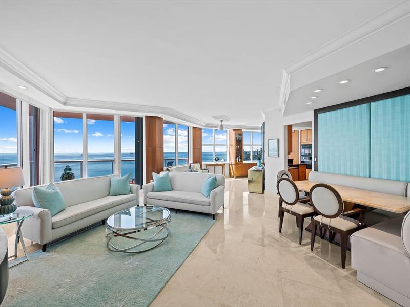 Image 4 of 37 For 2110 Ocean Blvd  21b