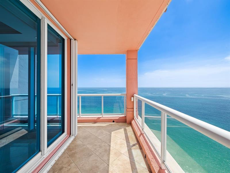 Image 7 of 37 For 2110 Ocean Blvd  21b