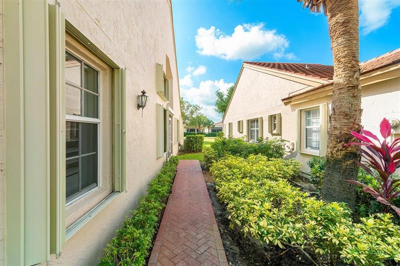 Image 3 of 24 For 7742 Coral Lake Dr  1