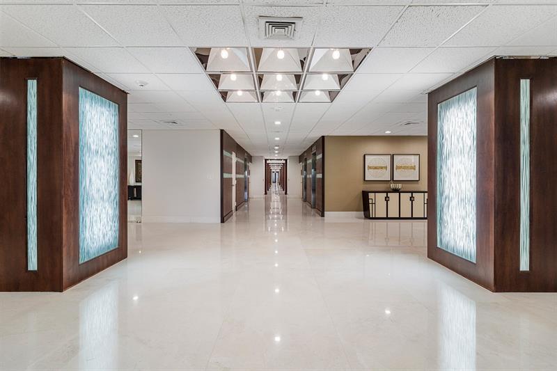 Image 40 of 44 For 3500 Galt Ocean Dr  509
