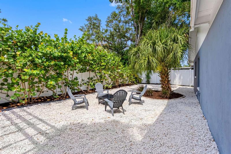 Image 53 of 54 For 8307 Boxwood Dr