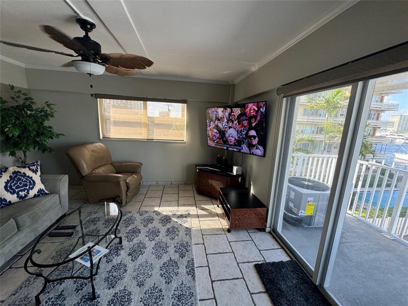 Image 12 of 43 For 95 Birch Rd  301