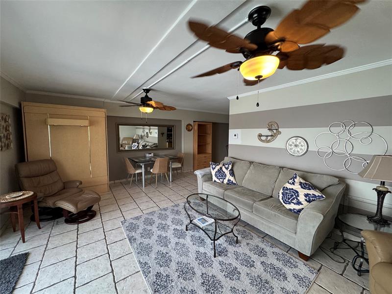 Image 7 of 43 For 95 Birch Rd  301