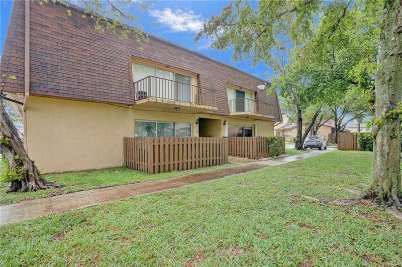 Image 14 of 26 For 7101 Sunrise Blvd  D2
