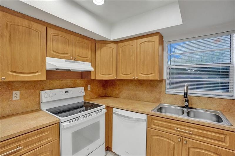Image 19 of 26 For 7101 Sunrise Blvd  D2