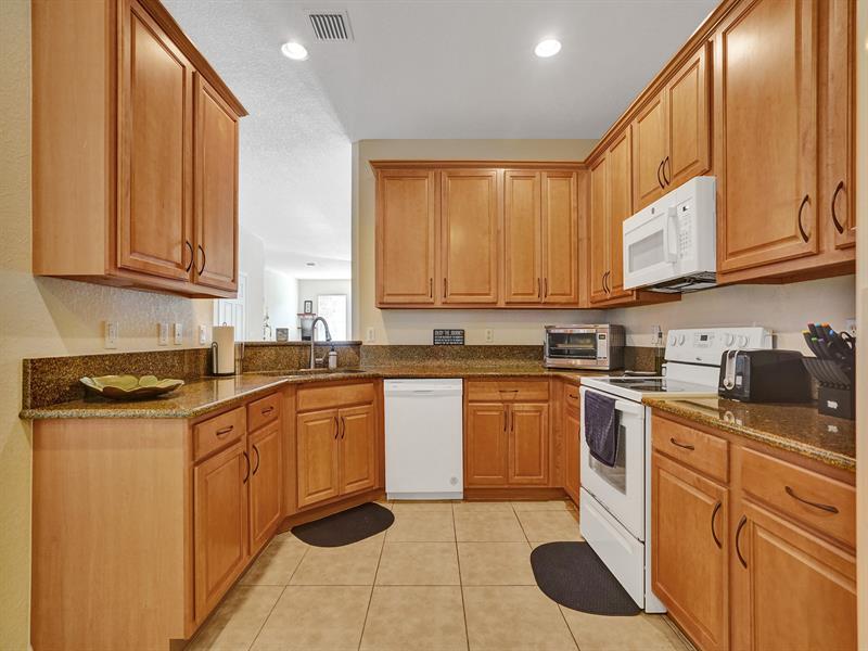 Image 17 of 44 For 5810 Hampton Hills Blvd