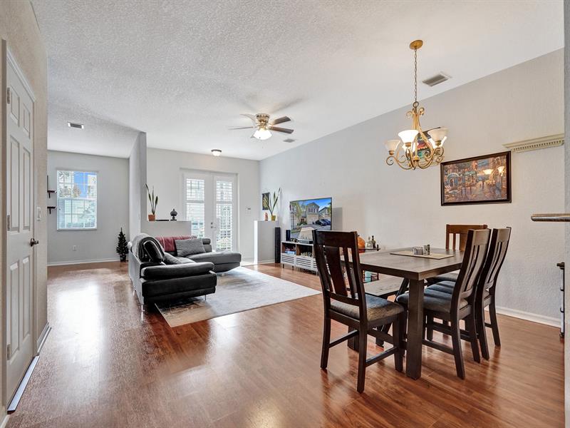Image 5 of 44 For 5810 Hampton Hills Blvd