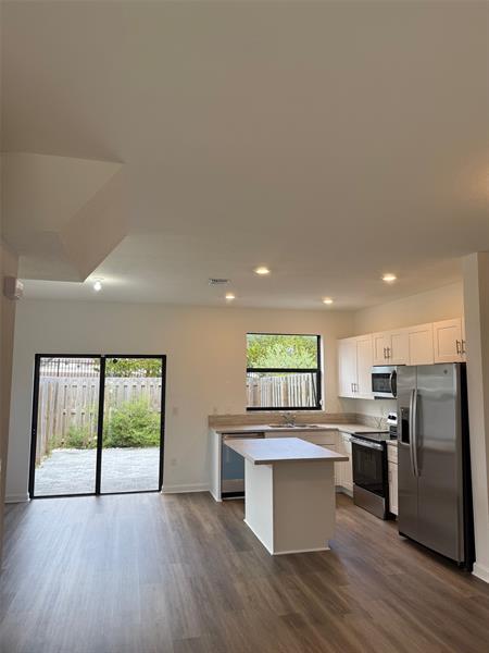 Image 4 of 15 For 20691 Ne 7th Pl