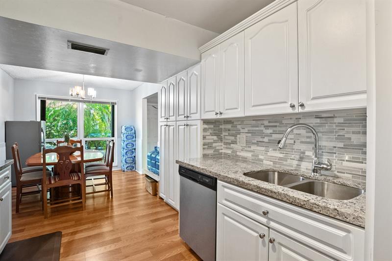 Image 12 of 28 For 2701 34th Ave  1-a