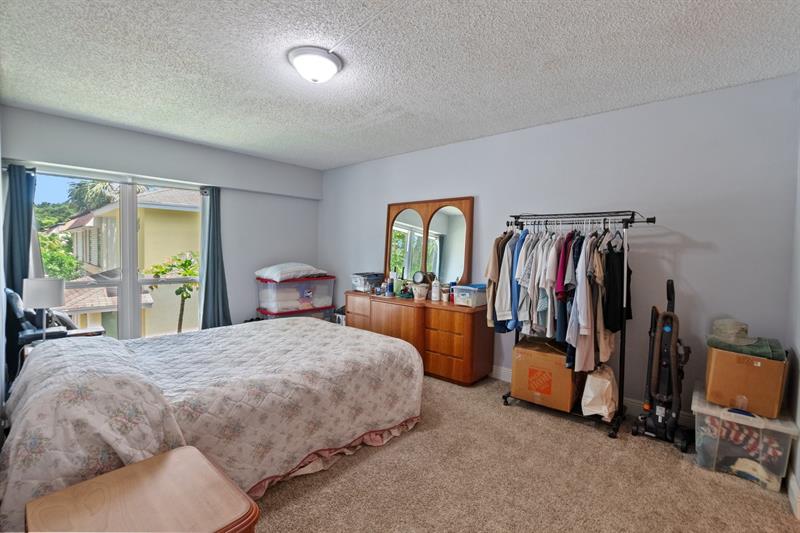 Image 15 of 28 For 2701 34th Ave  1-a