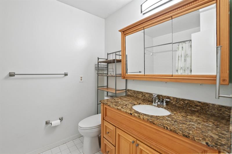 Image 21 of 28 For 2701 34th Ave  1-a