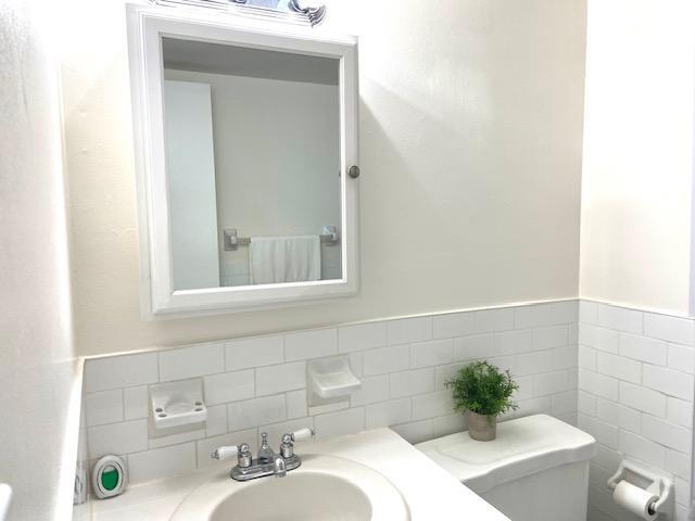 Image 18 of 35 For 4501 21 Avenue  406