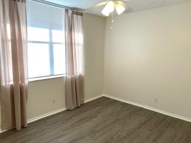Image 19 of 35 For 4501 21 Avenue  406