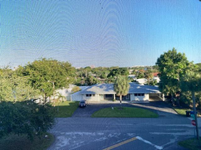 Image 6 of 35 For 4501 21 Avenue  406