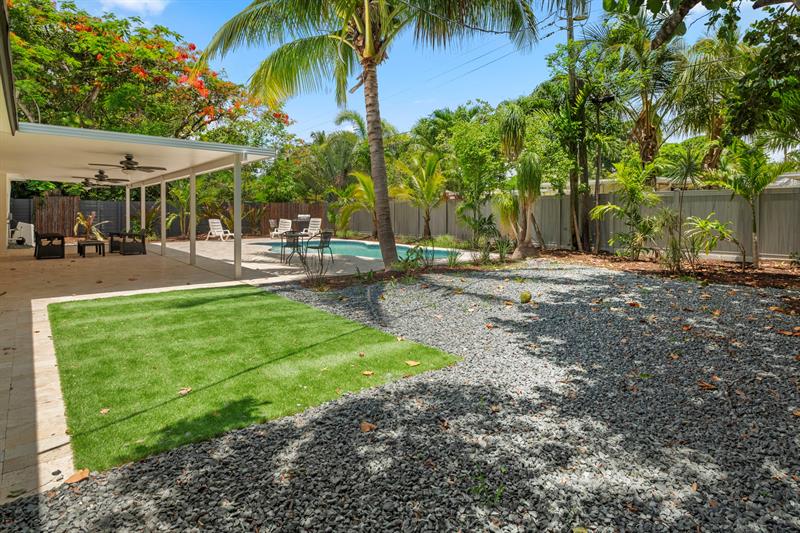 Image 29 of 34 For 417 26th Dr  