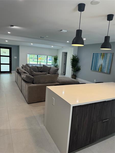 Image 33 of 34 For 417 26th Dr  