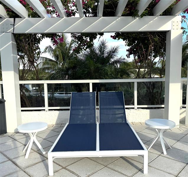 Image 25 of 46 For 3015 Ocean Blvd  19 E
