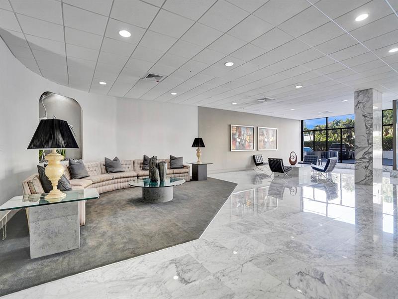 Image 43 of 46 For 3015 Ocean Blvd  19 E