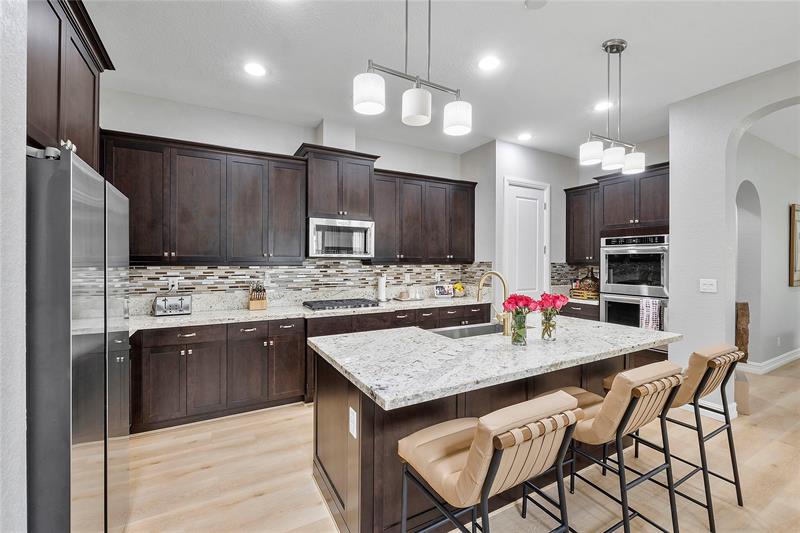 Image 17 of 77 For 9330 Meridian Dr E