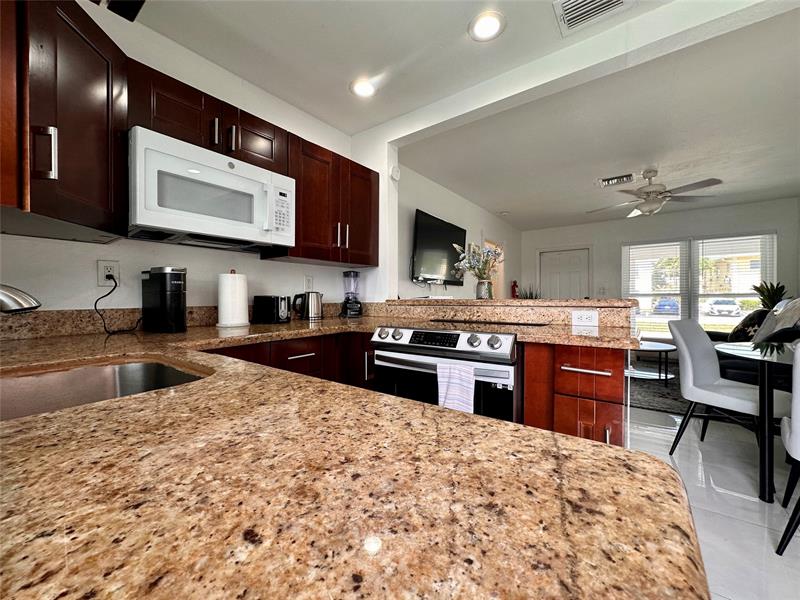 Image 9 of 25 For 5411 22nd Ter