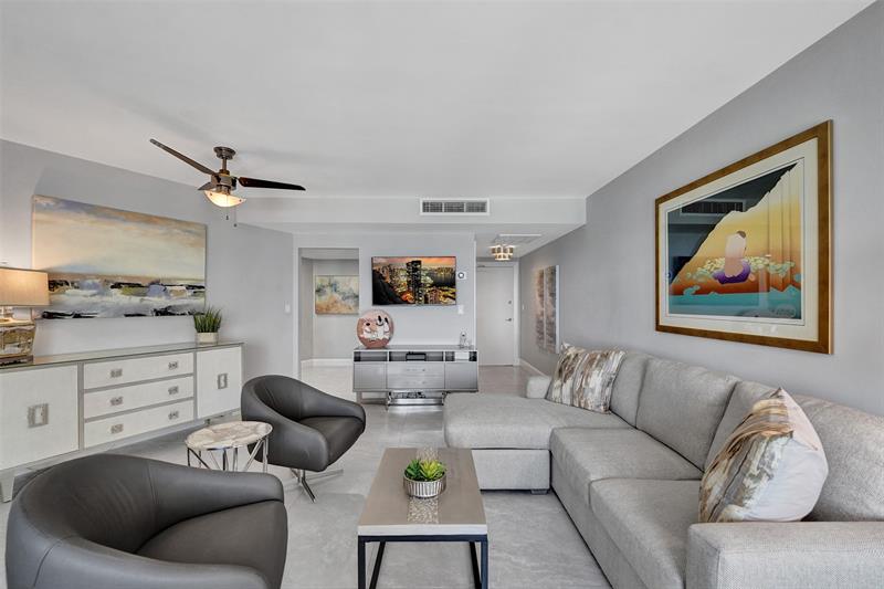 Image 16 of 80 For 3800 Galt Ocean Dr  1002