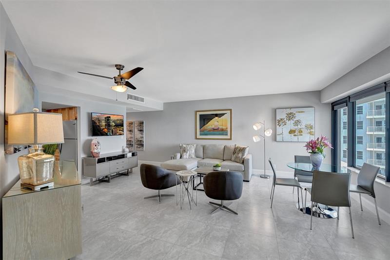 Image 19 of 80 For 3800 Galt Ocean Dr  1002