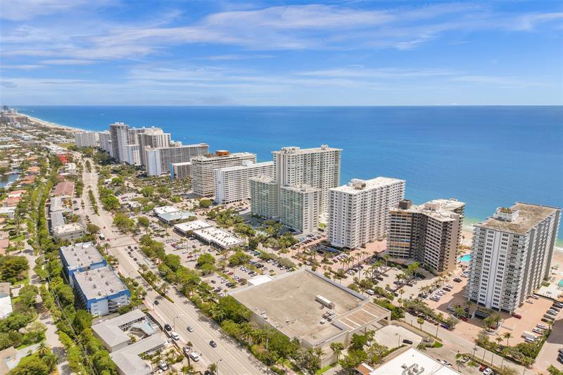 Image 3 of 80 For 3800 Galt Ocean Dr  1002