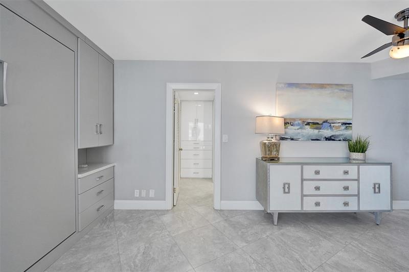 Image 32 of 80 For 3800 Galt Ocean Dr  1002