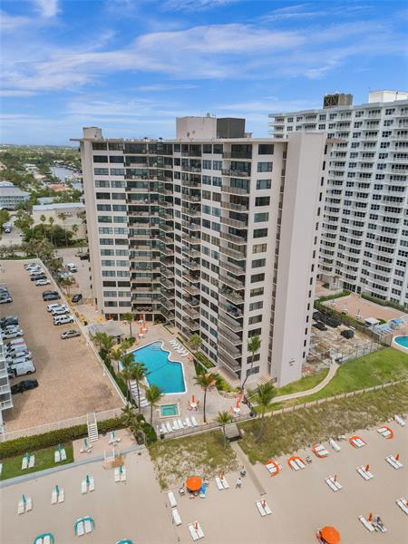 Image 53 of 80 For 3800 Galt Ocean Dr  1002