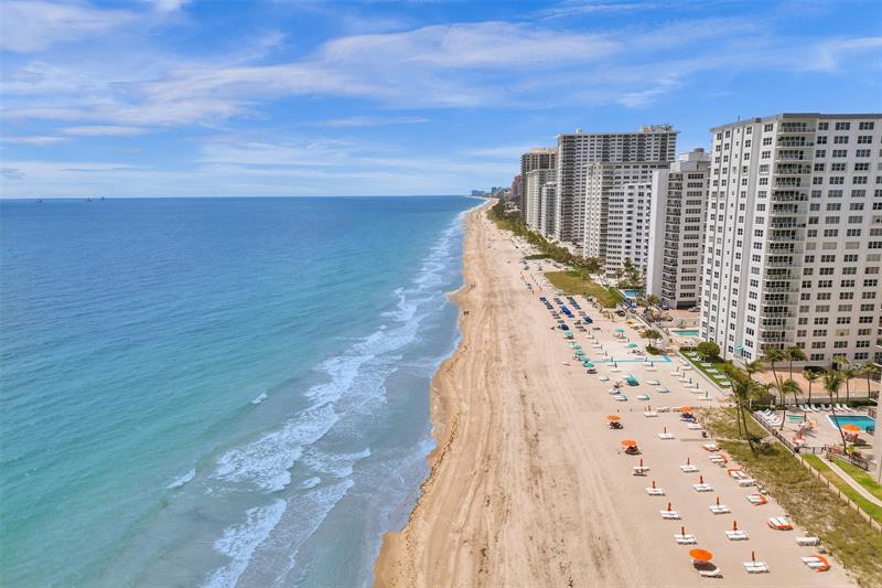 Image 59 of 80 For 3800 Galt Ocean Dr  1002