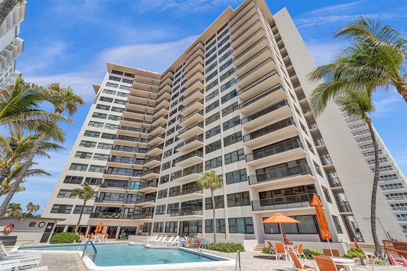 Image 71 of 80 For 3800 Galt Ocean Dr  1002