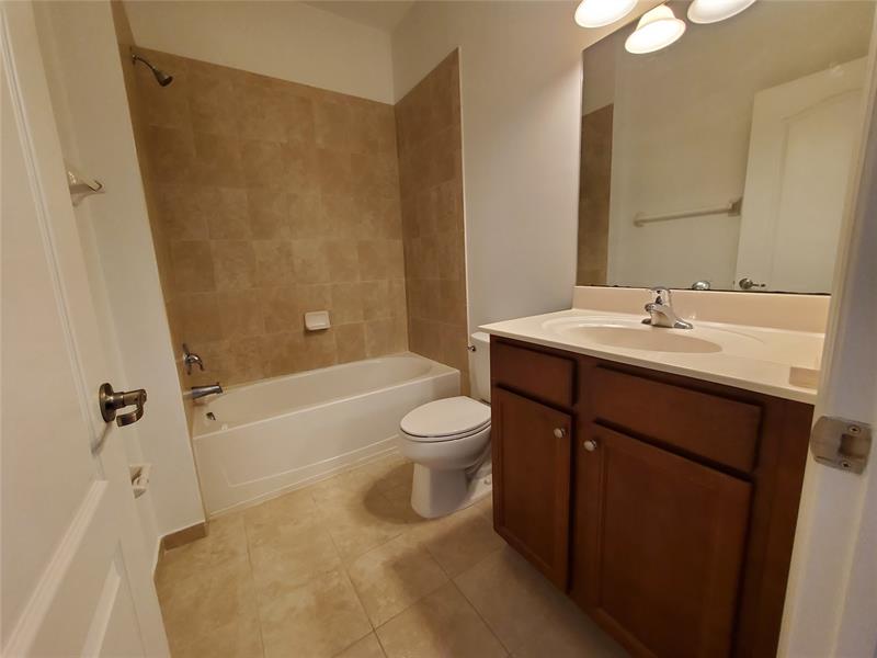 Image 11 of 25 For 9627 Watercrest Isle