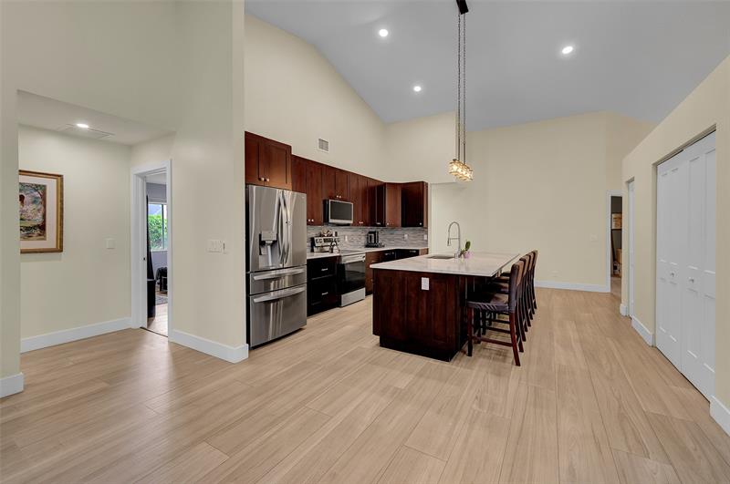 Image 6 of 68 For 4995 110th Ter