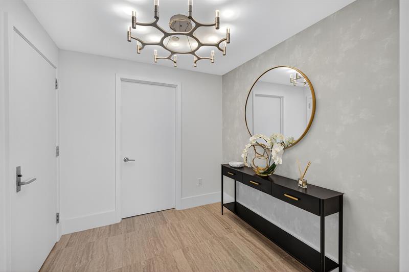 Image 4 of 54 For 525 Fort Lauderdale Beach Blvd  1902