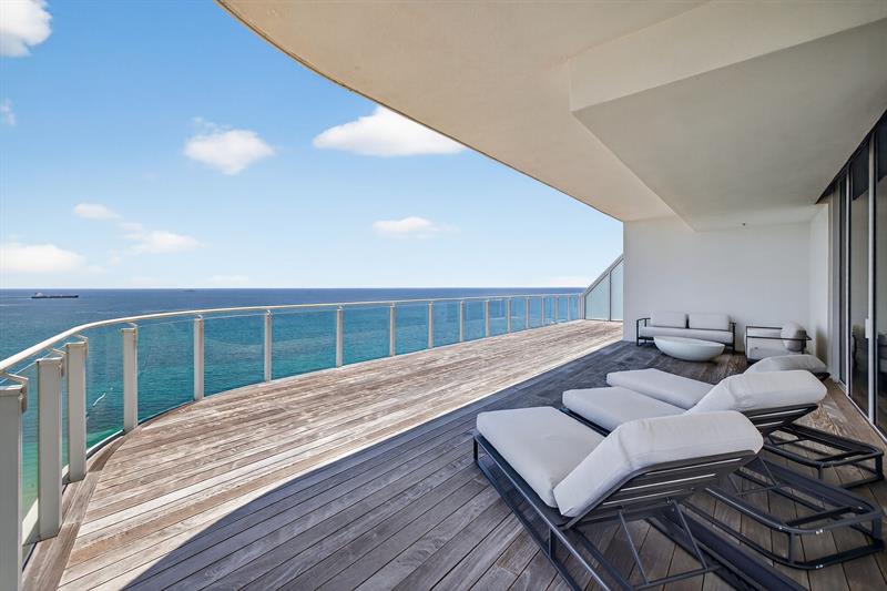 Image 46 of 54 For 525 Fort Lauderdale Beach Blvd  1902